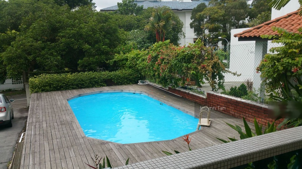 Coronation Road West thumbnail photo